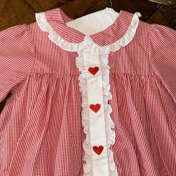 Valentines dress - Picture 2 of 2